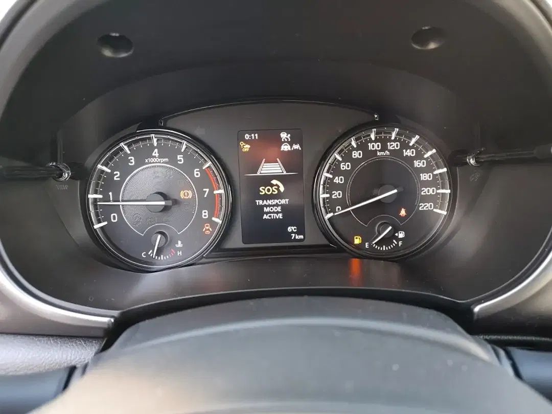 Suzuki Vitara - Thumbnail 10