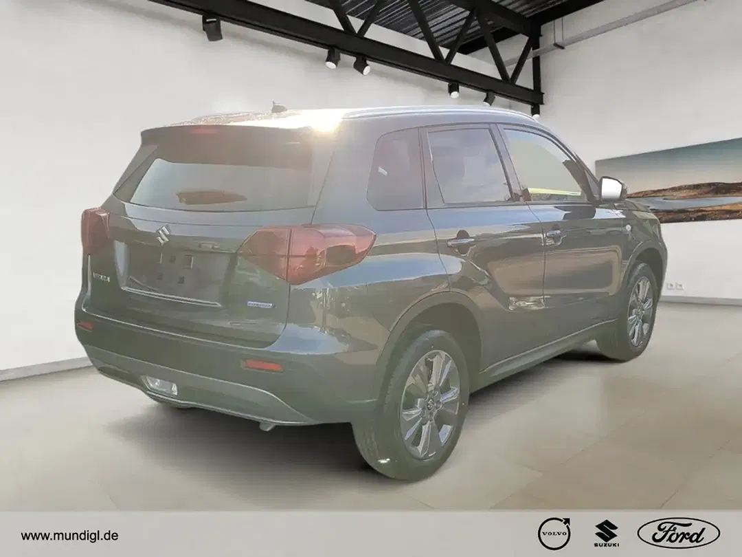 Suzuki Vitara - Thumbnail 5