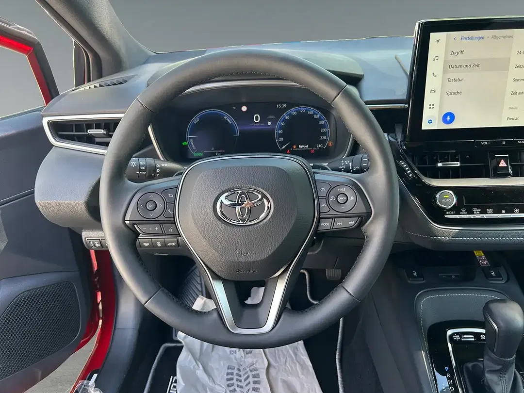 Toyota Corolla - Thumbnail 11