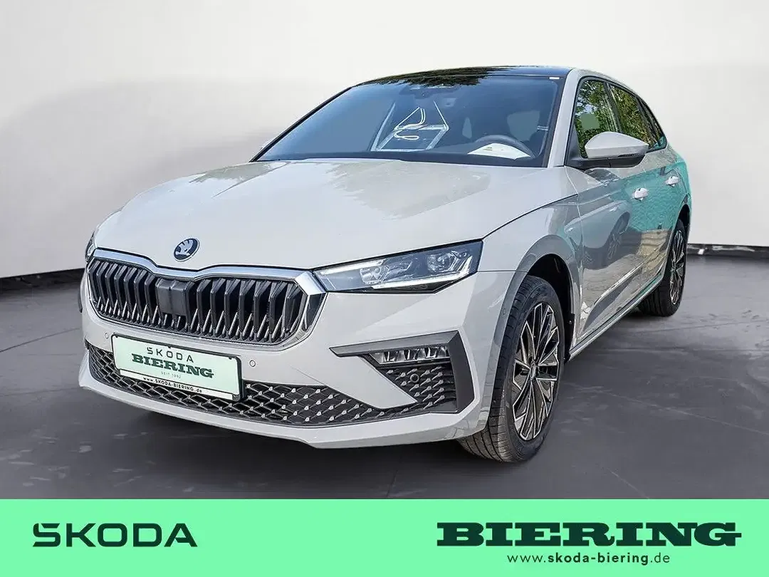 Skoda Scala - Thumbnail 1
