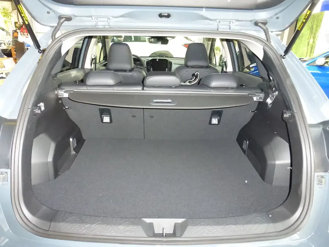 Subaru Crosstrek - Thumbnail 10