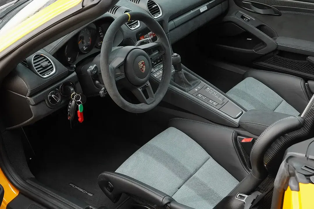 Porsche Boxster - Thumbnail 12