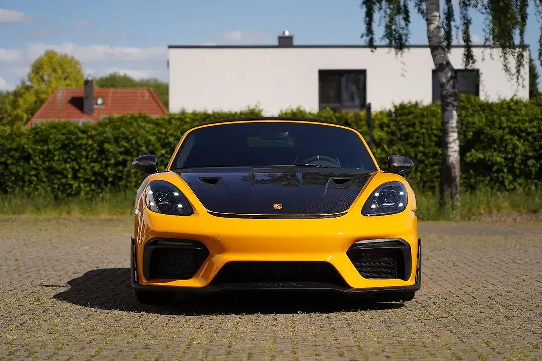 Porsche Boxster - Thumbnail 2