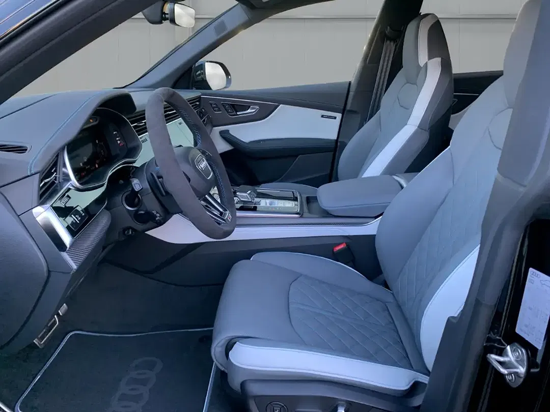 Audi Q8 - Thumbnail 10