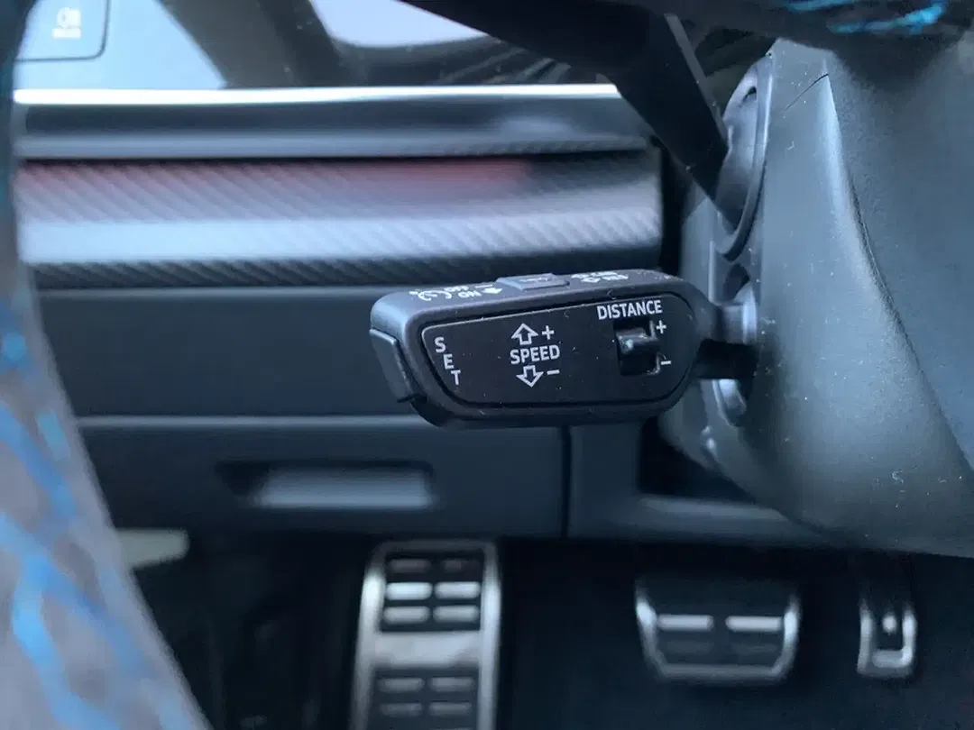 Audi Q8 - Thumbnail 11