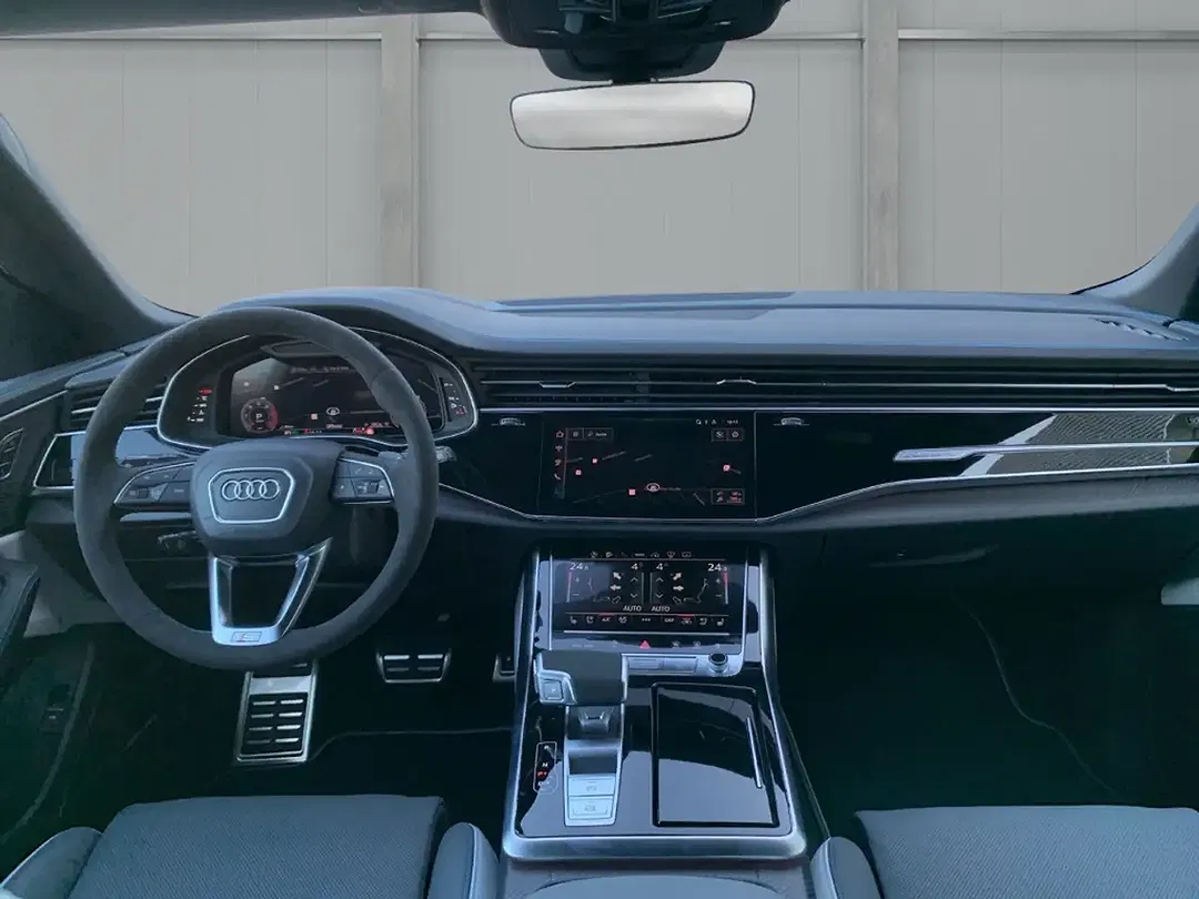 Audi Q8 - Thumbnail 8