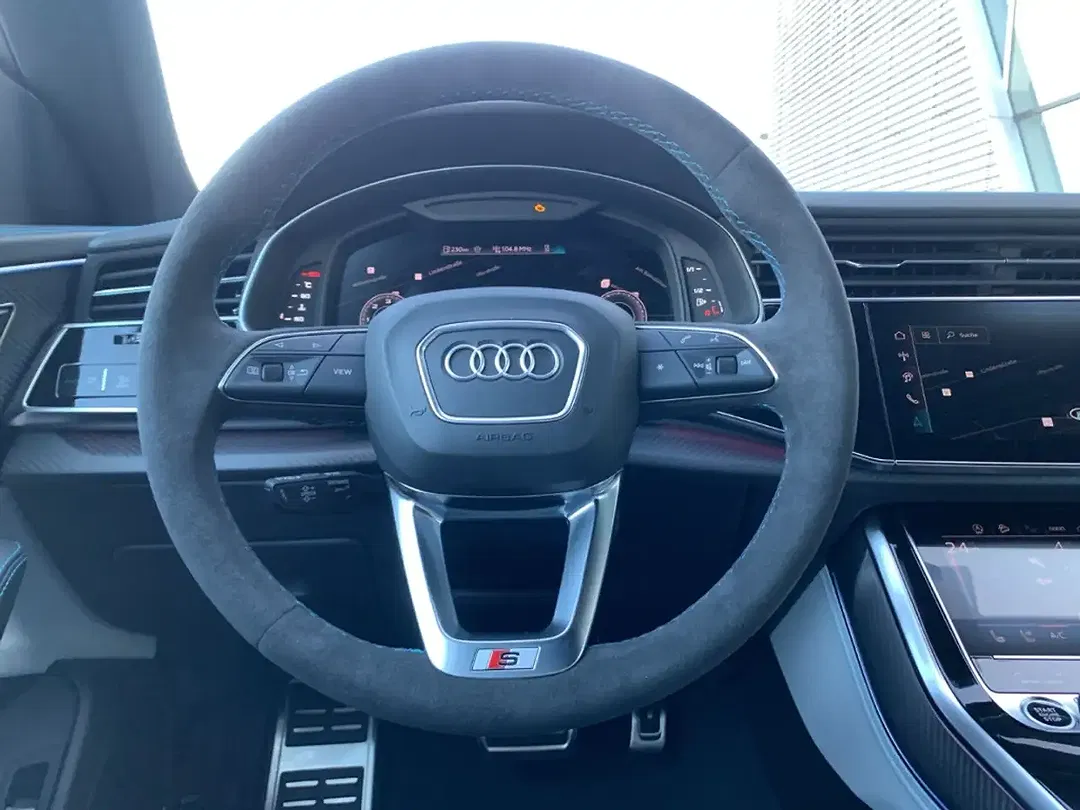 Audi Q8 - Thumbnail 9
