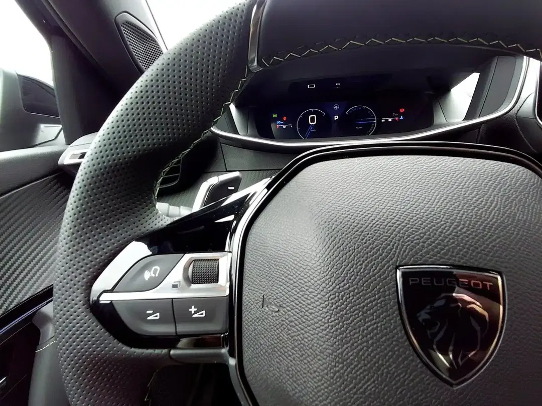 Peugeot 2008 - Thumbnail 12