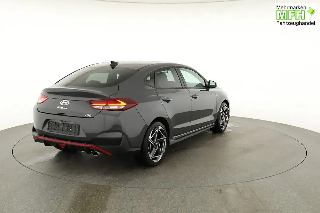 Hyundai i30 - Thumbnail 15