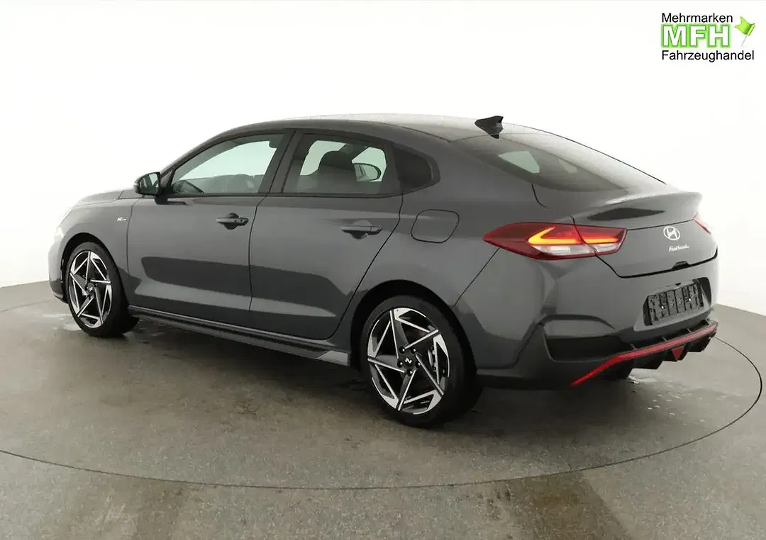 Hyundai i30 - Thumbnail 3