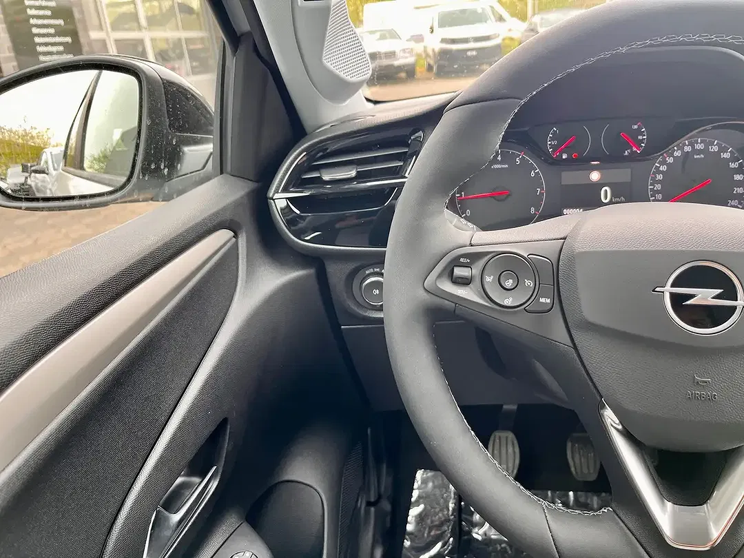 Opel Corsa - Thumbnail 12