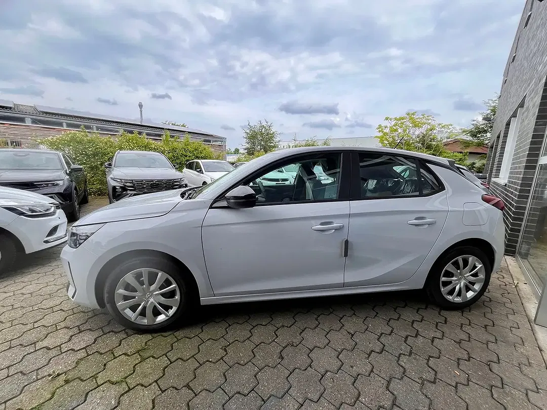 Opel Corsa - Thumbnail 3