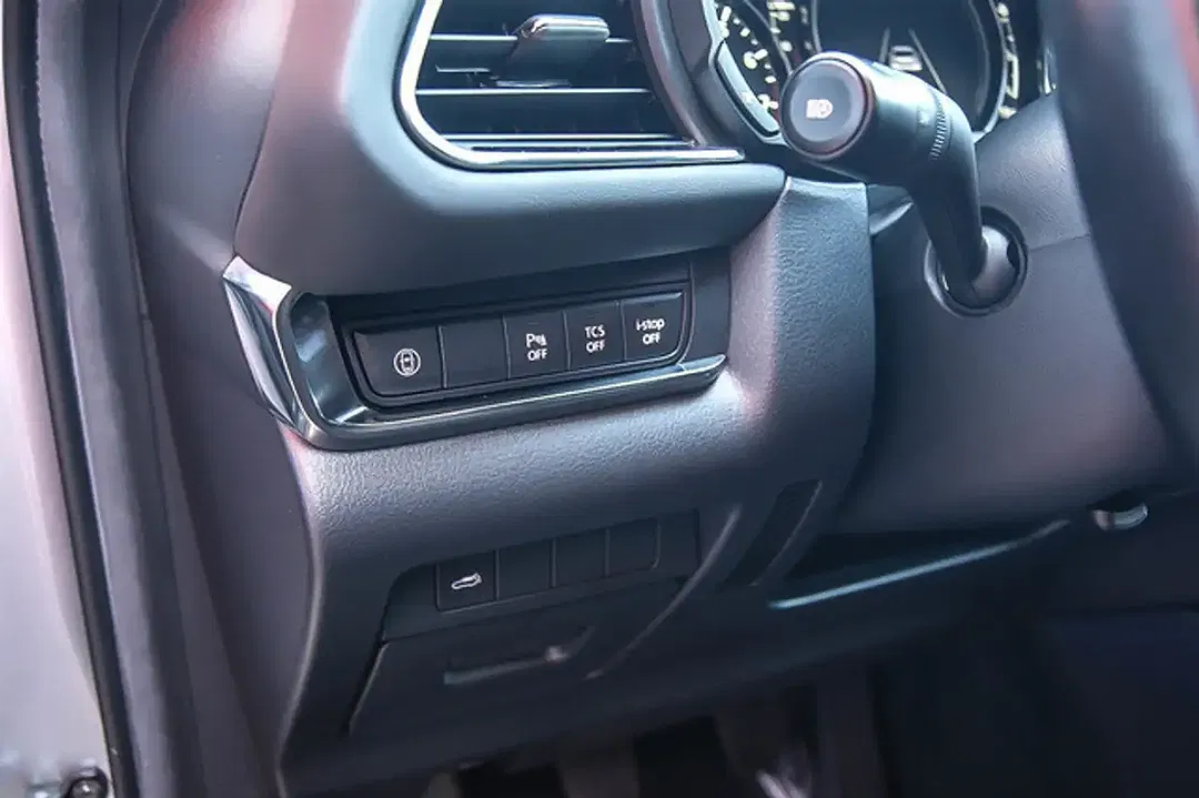 Mazda CX-30 - Thumbnail 10