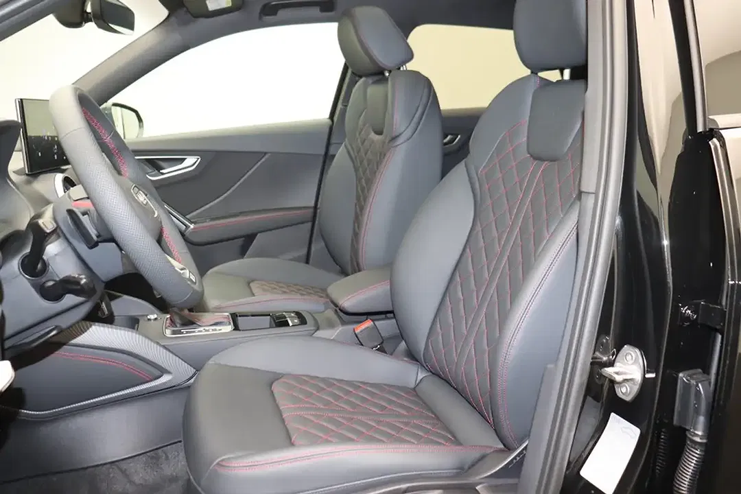Audi SQ2 - Thumbnail 10