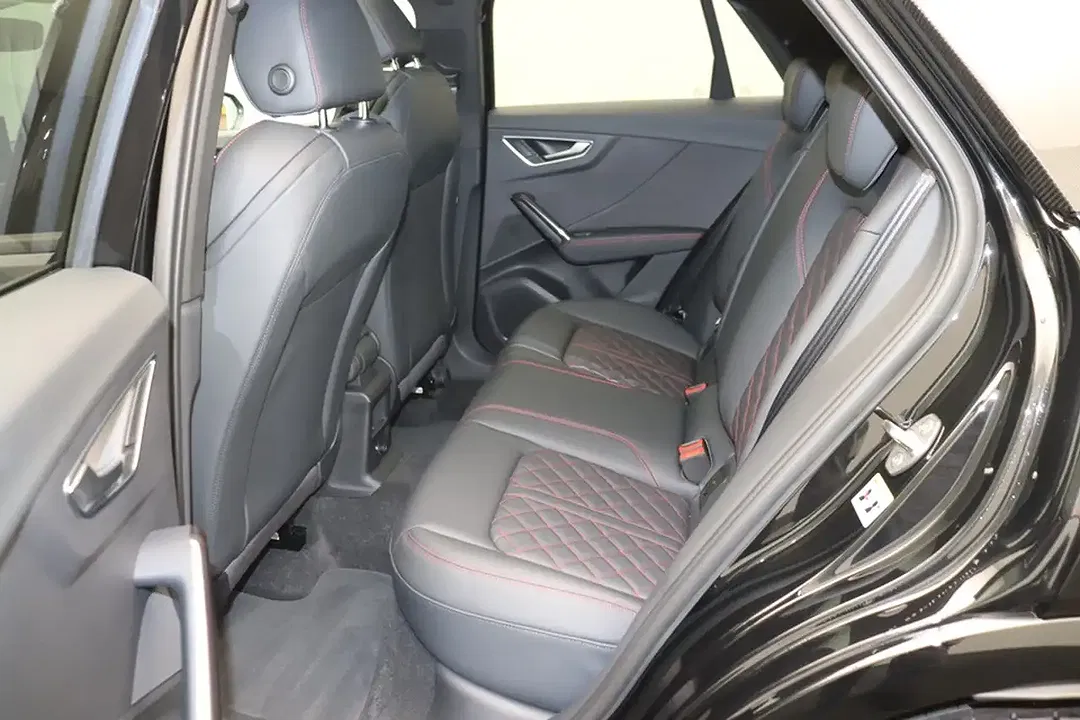 Audi SQ2 - Thumbnail 12