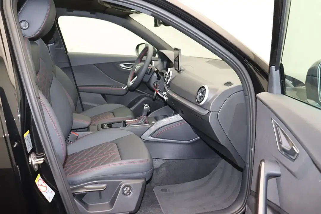Audi SQ2 - Thumbnail 14