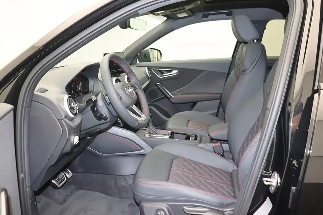 Audi SQ2 - Thumbnail 8