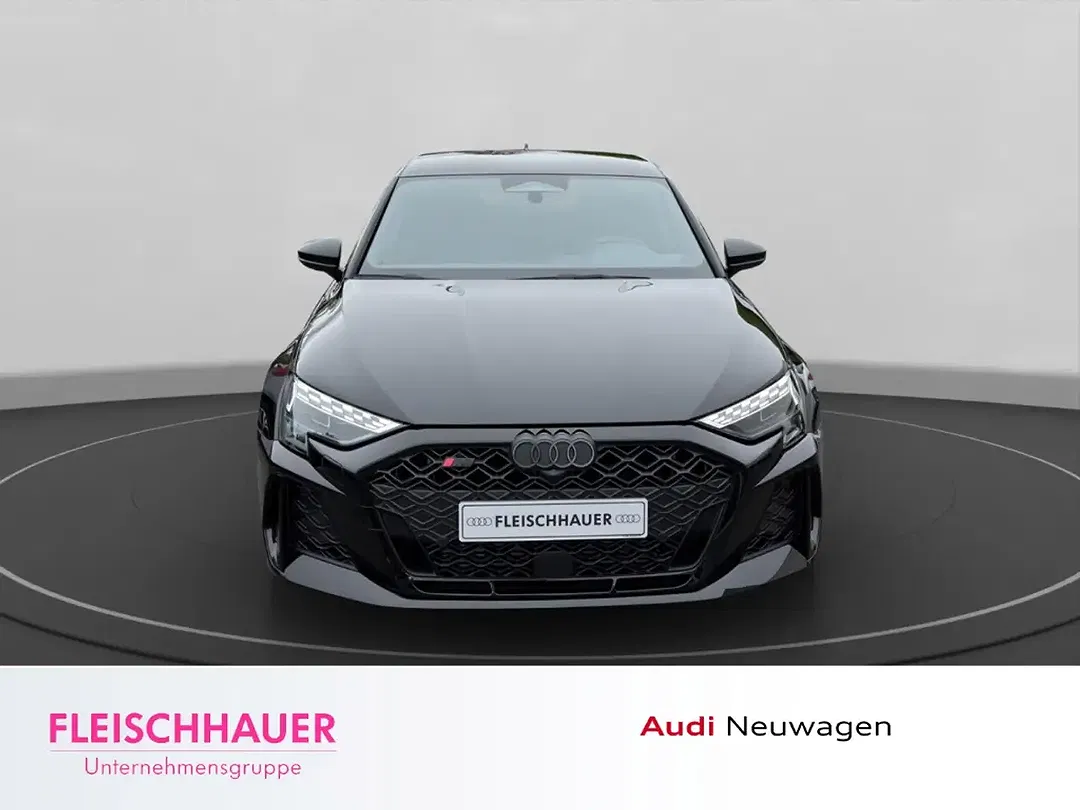 Audi RS3 - Thumbnail 2