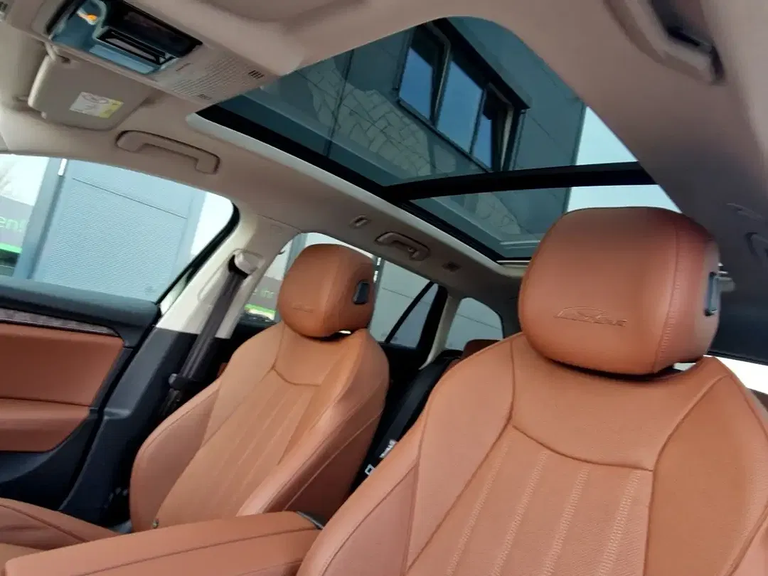 Skoda Superb - Thumbnail 10