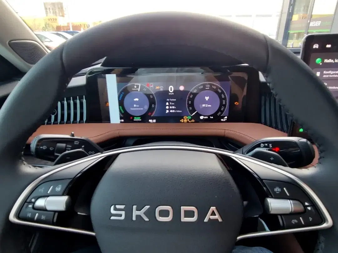 Skoda Superb - Thumbnail 11