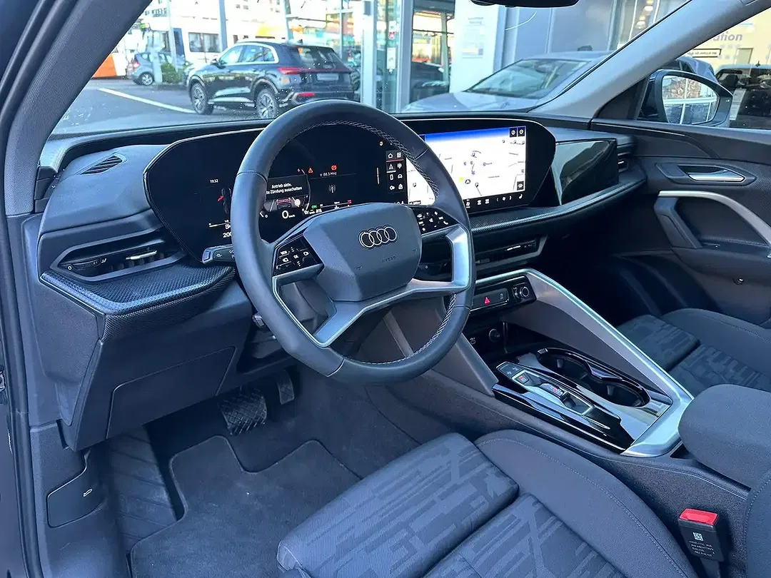 Audi Q5 - Thumbnail 11
