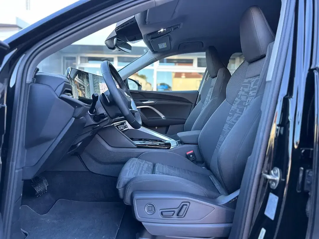 Audi Q5 - Thumbnail 9