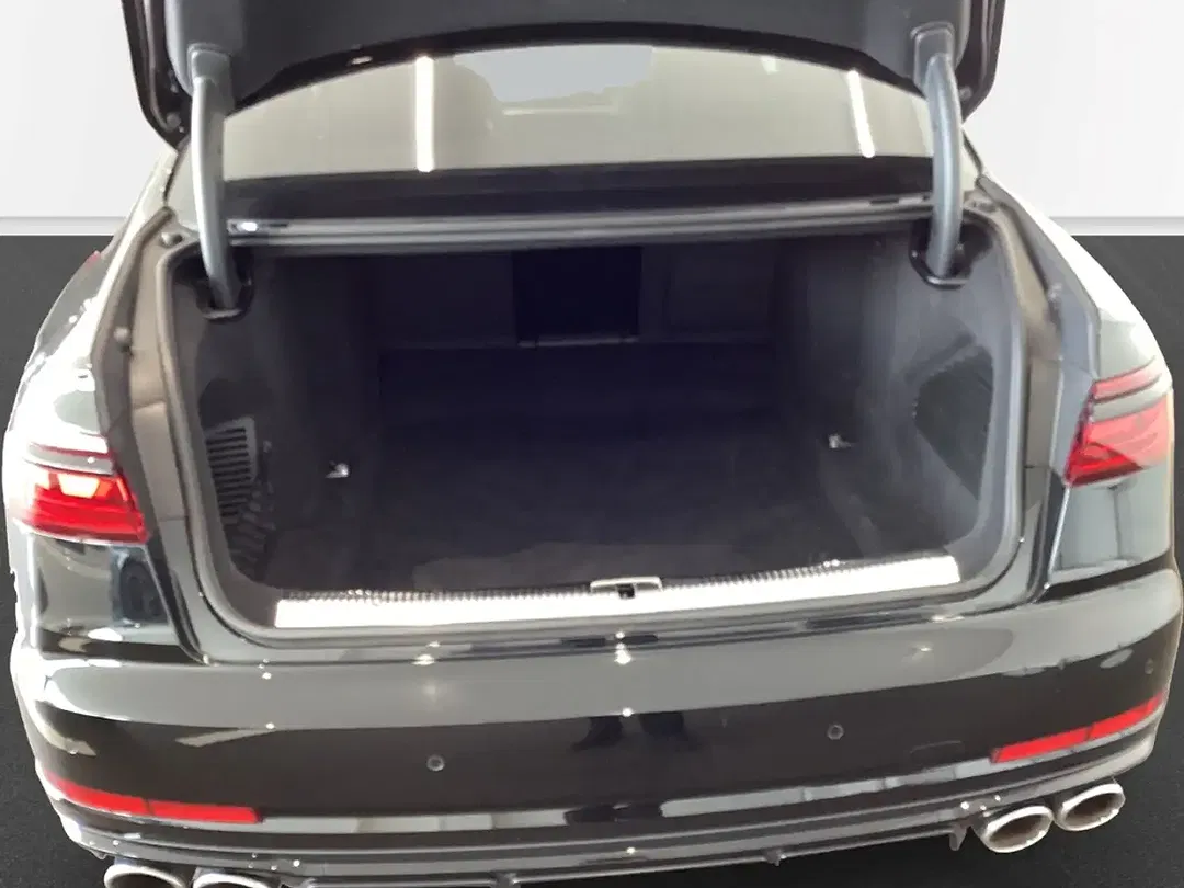 Audi S8 - Thumbnail 9