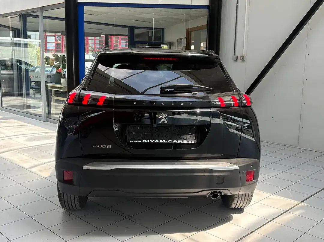 Peugeot 2008 - Thumbnail 4