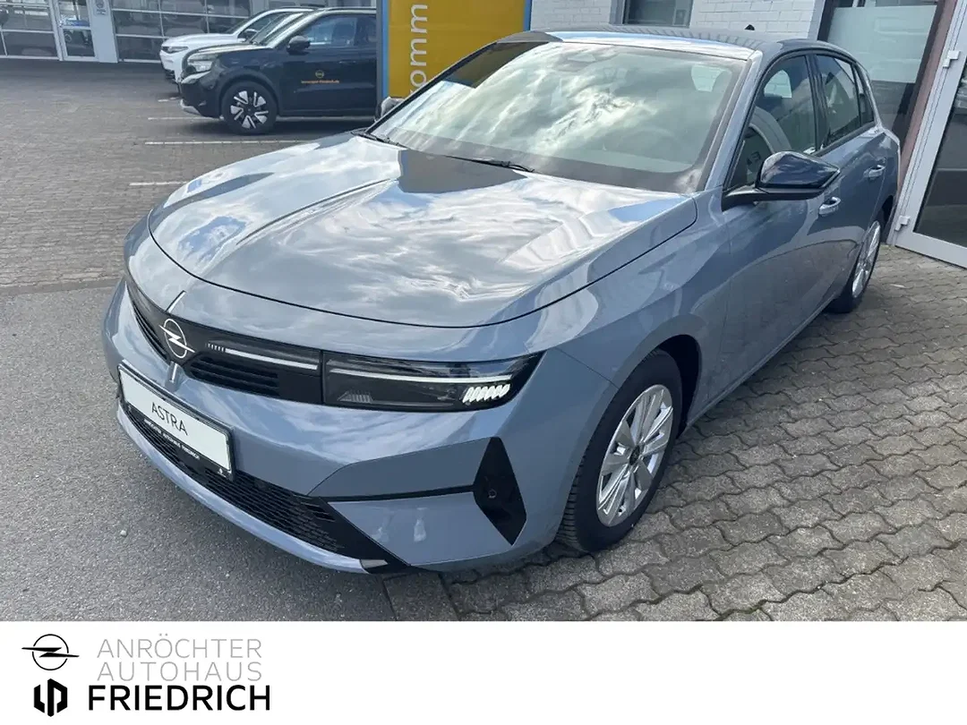 Opel Astra - Afbeelding 1