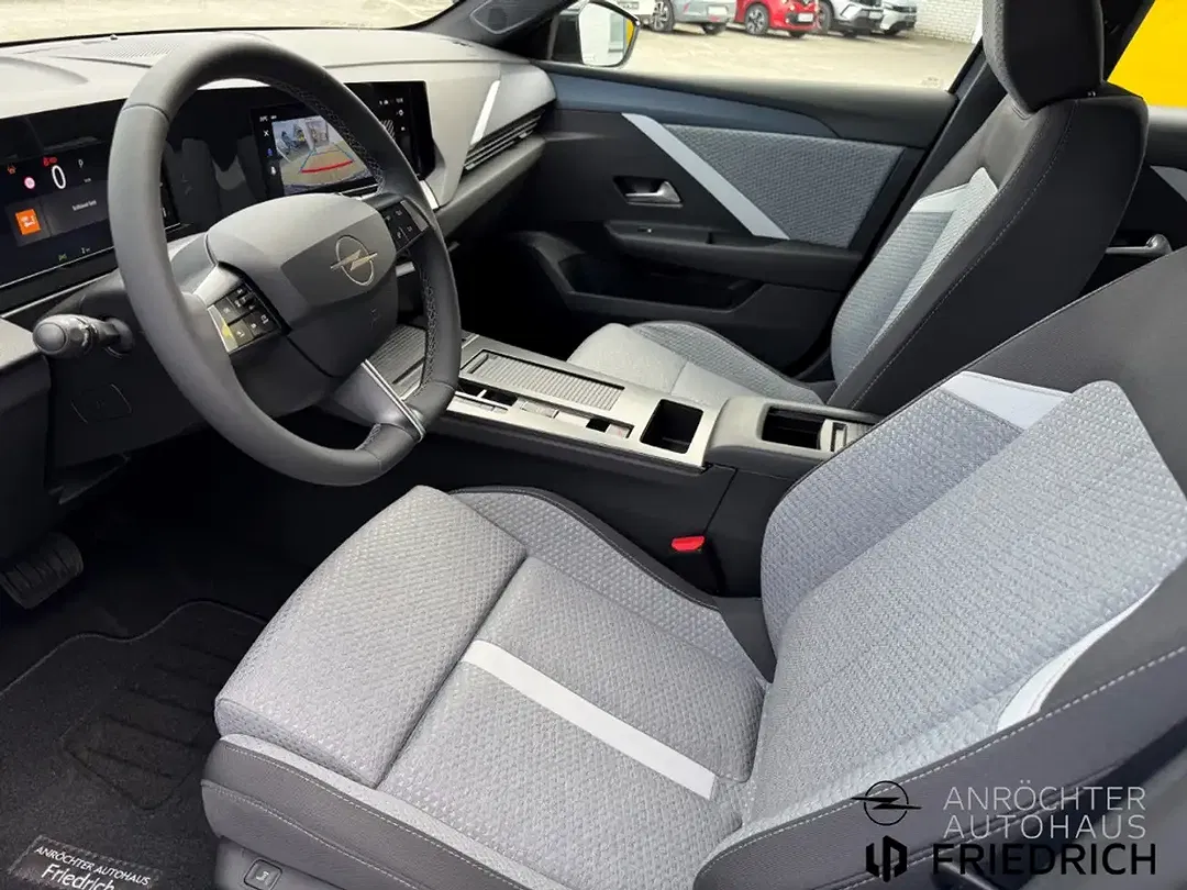 Opel Astra - Thumbnail 11