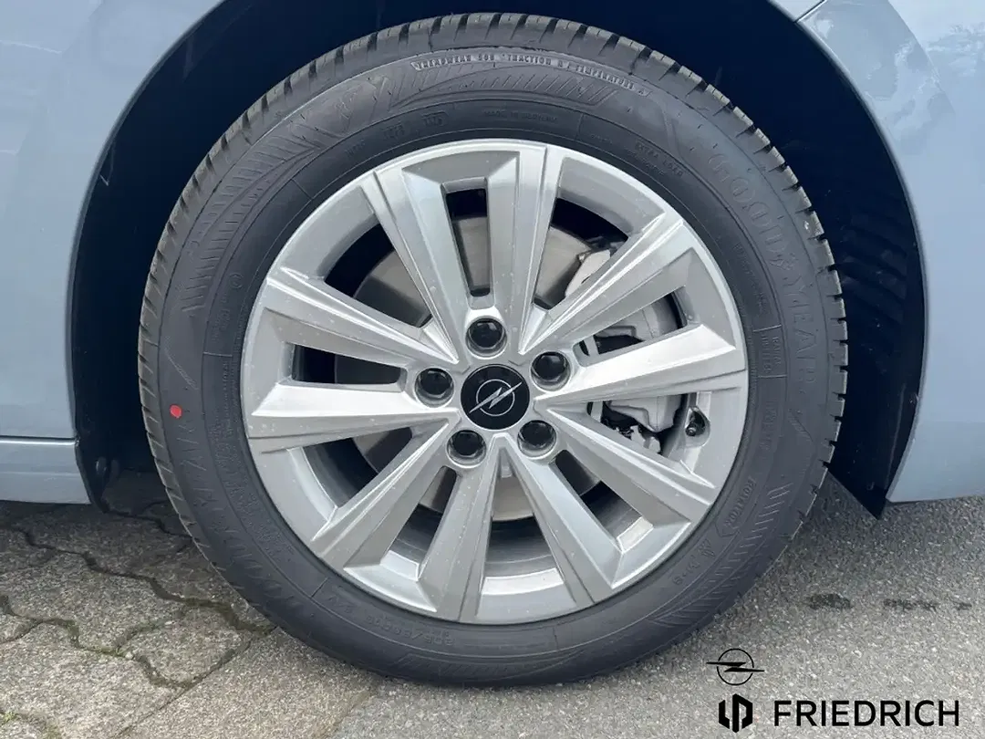 Opel Astra - Thumbnail 7