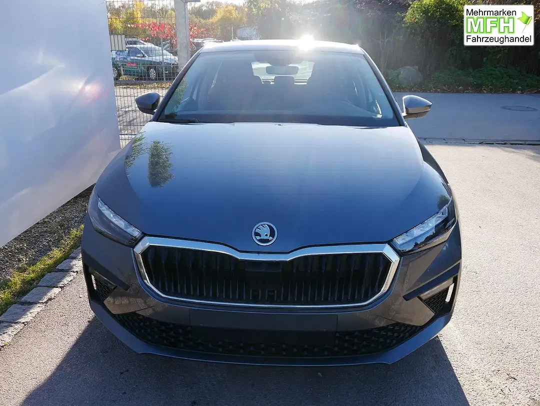 Skoda Scala - Thumbnail 2