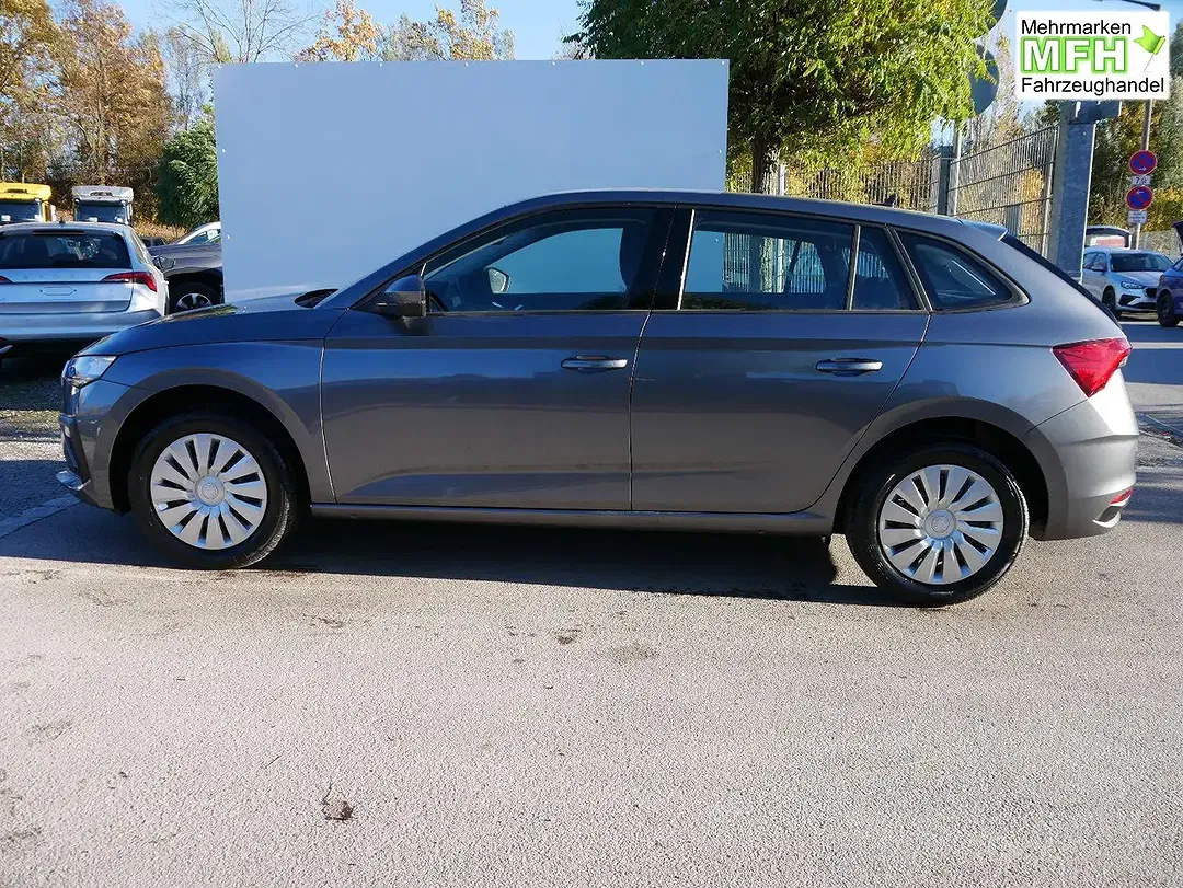 Skoda Scala - Thumbnail 4