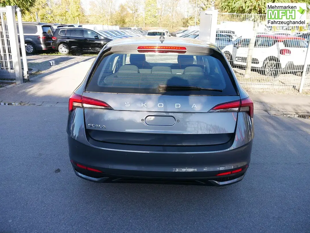 Skoda Scala - Thumbnail 8