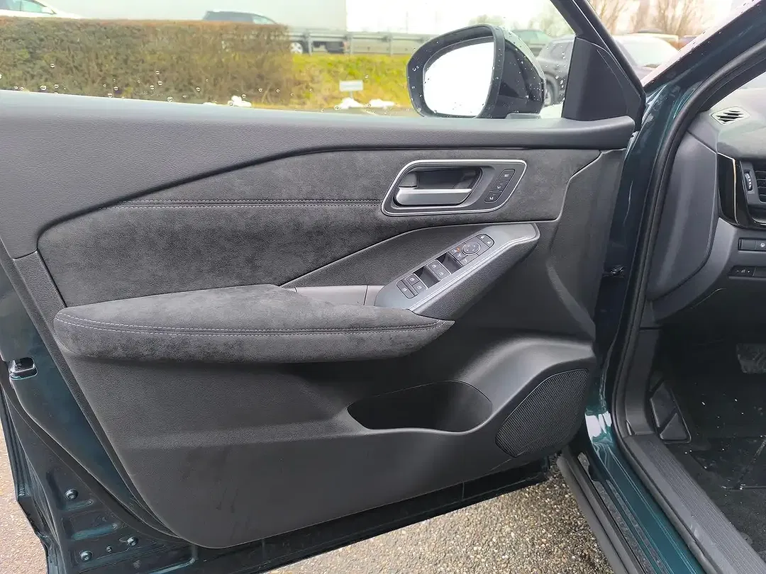 Nissan Qashqai - Thumbnail 9