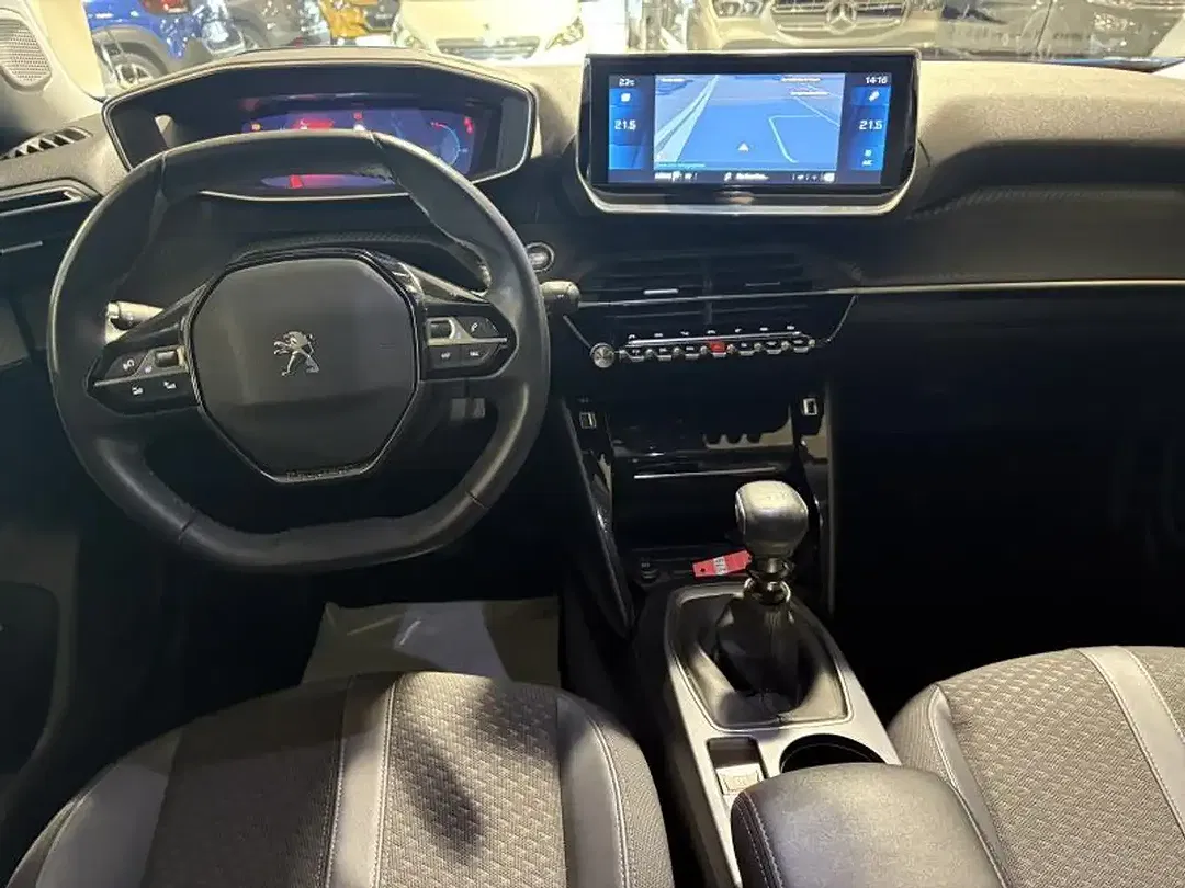 Peugeot 2008 - Thumbnail 8