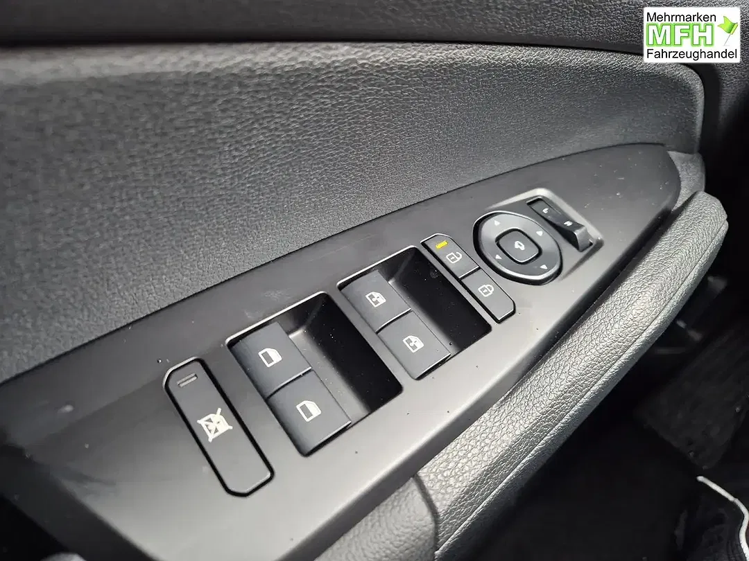 Kia Sportage - Thumbnail 13