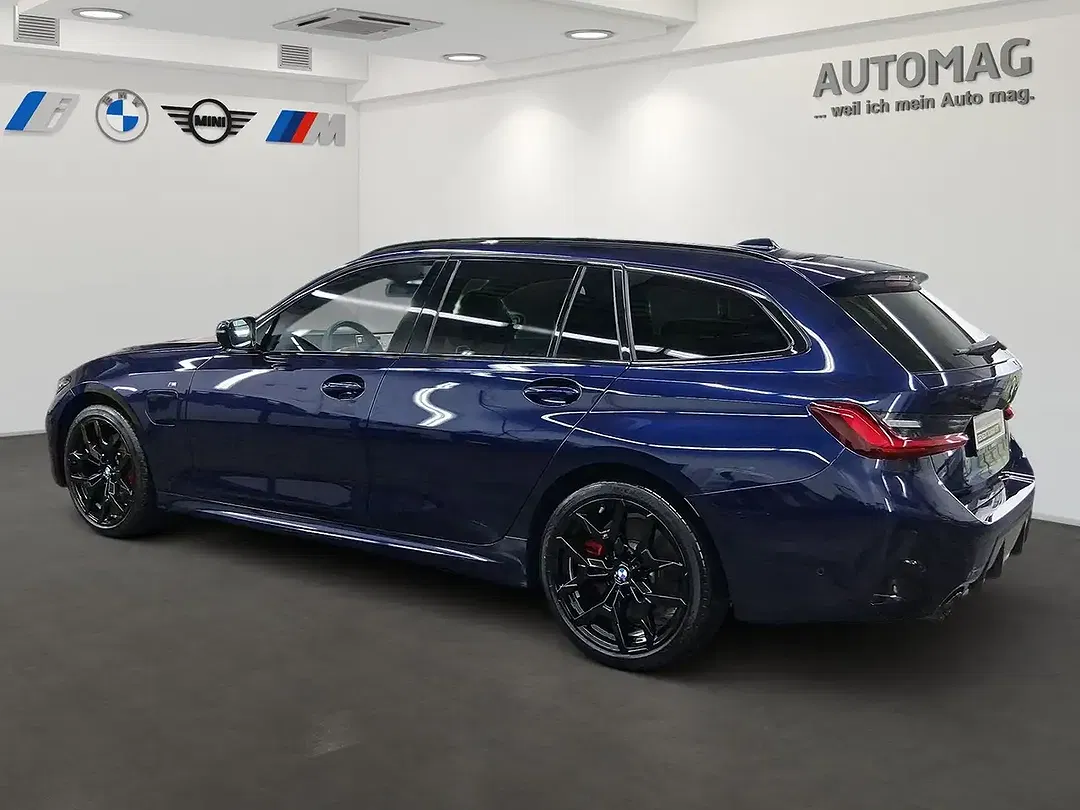 BMW 330 - Thumbnail 4