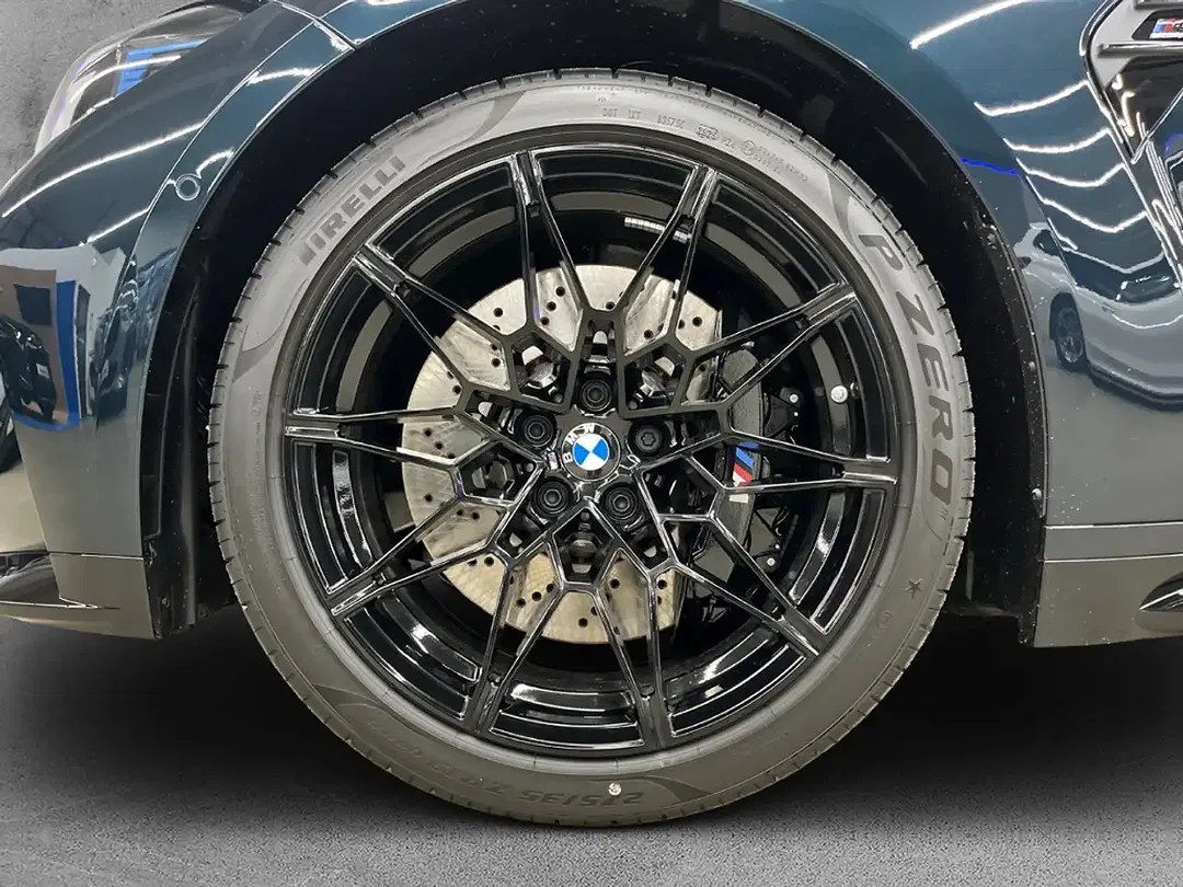 BMW M3 - Thumbnail 6