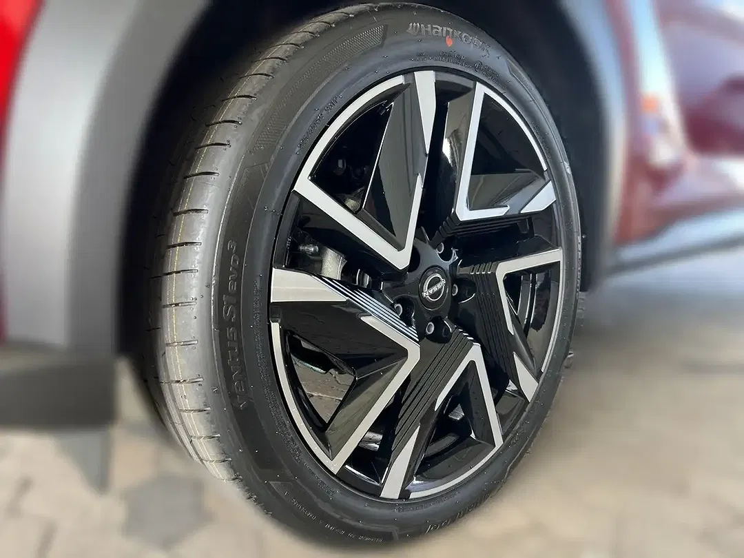 Nissan Juke - Thumbnail 11