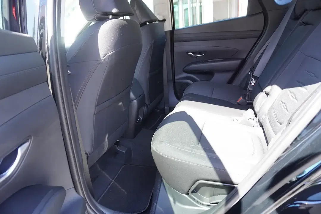 Hyundai TUCSON - Thumbnail 9