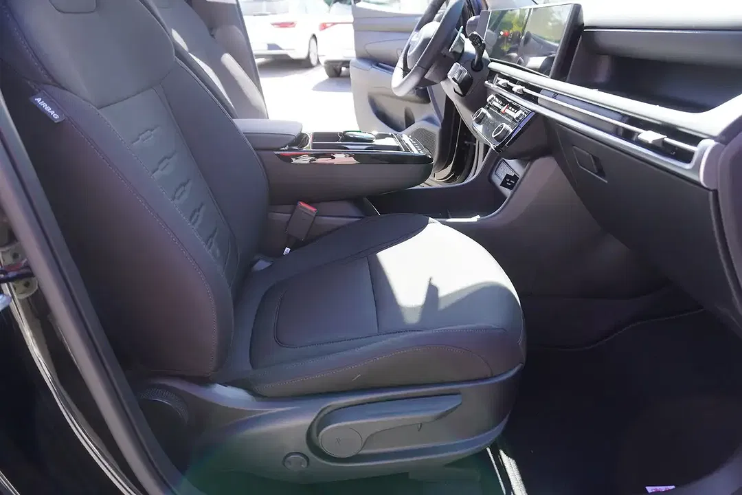 Hyundai TUCSON - Thumbnail 11