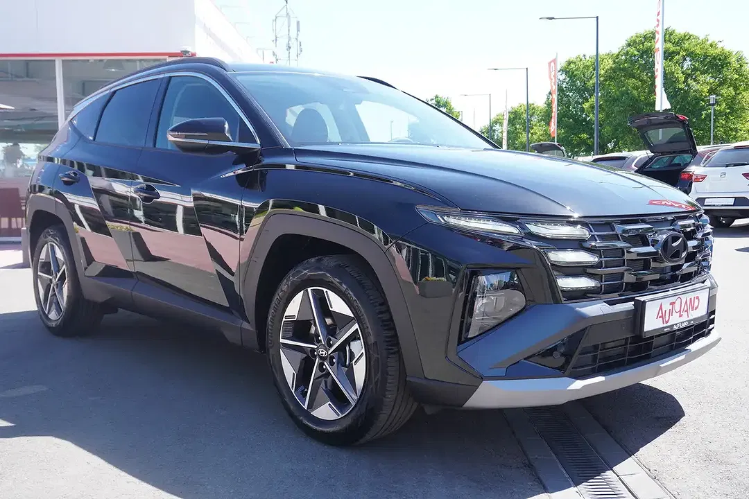 Hyundai TUCSON - Thumbnail 2