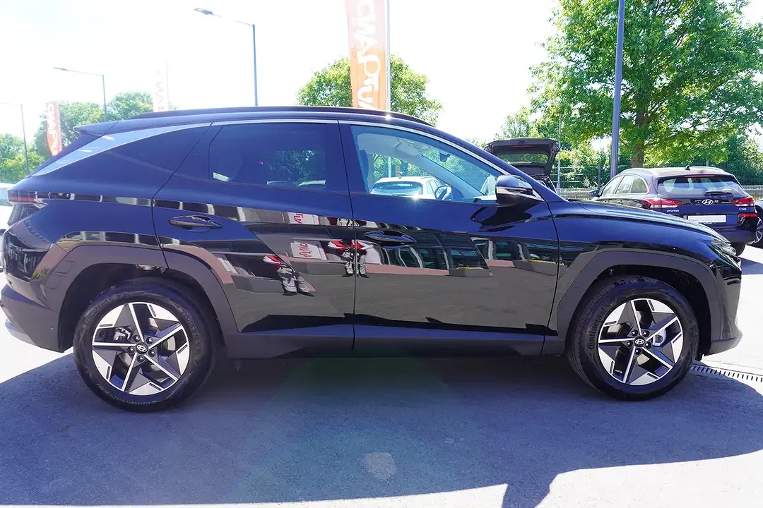 Hyundai TUCSON - Thumbnail 3