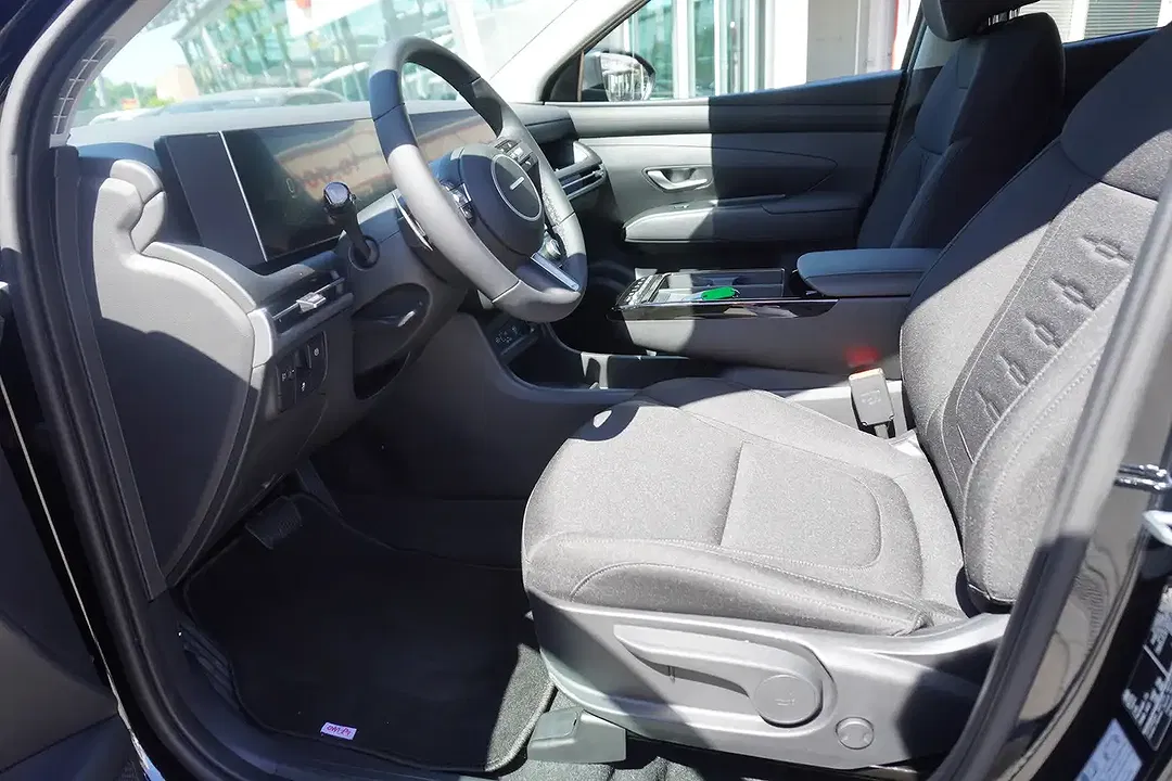 Hyundai TUCSON - Thumbnail 8