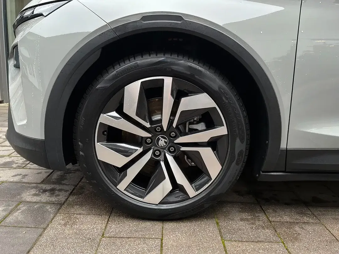 Skoda Elroq - Thumbnail 2