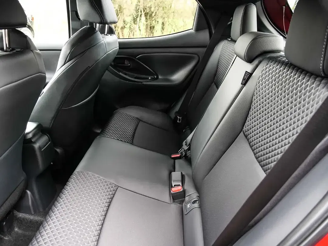Mazda 2 - Thumbnail 8