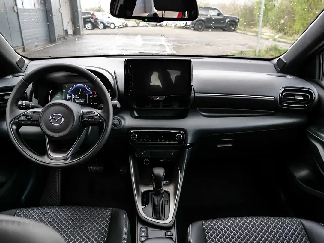 Mazda 2 - Thumbnail 9