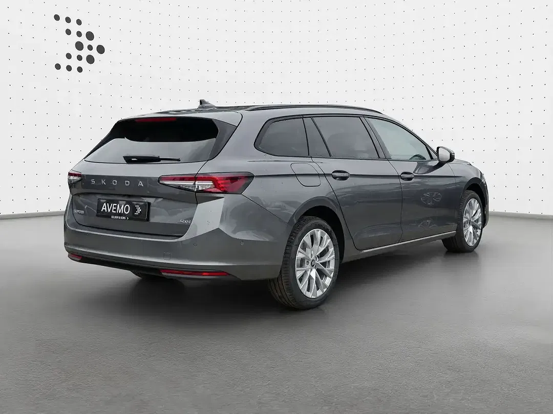 Skoda Superb - Thumbnail 1