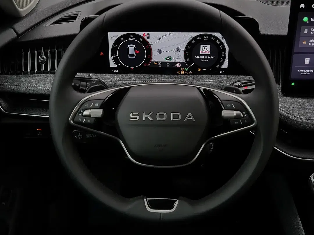 Skoda Superb - Thumbnail 8